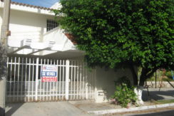 RCV 700 CASA EN VENTA CALLE SOSPO RESIDENCIAL BUGAMBILIAS RCV 700 CASA EN VENTA CALLE SOSPO RESIDENCIAL BUGAMBILIAS