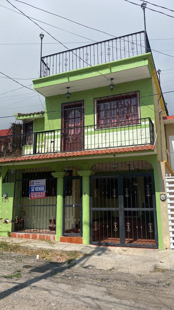 RCV 106 CASA EN VENTA SAN ISIDRO BUENAVISTA CERCA DE UNIVERSIDADES , PREPARATORIAS, CENTROS COMERCIALES