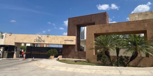 RTV 1100 TERRENO EN VENTA FRAC. LOMAS DEL CAMPESTRE  / 577.85 m2 / TERRENO PLANO EN PARTE ALTA