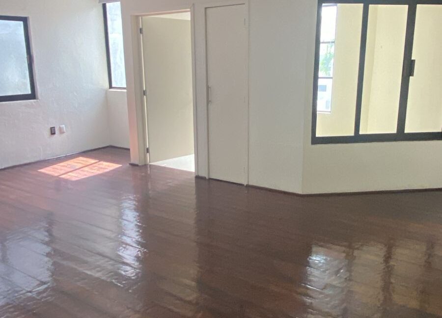 970f4bd6-2834-4c81-b8da-d757234d9e4c